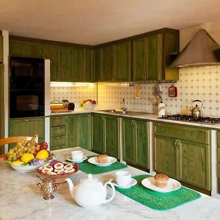 Sleeps 14 Wifi * Corti